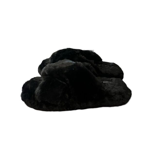 Steve Madden black fuzzy slippers. Size Small - Picture 7 of 8